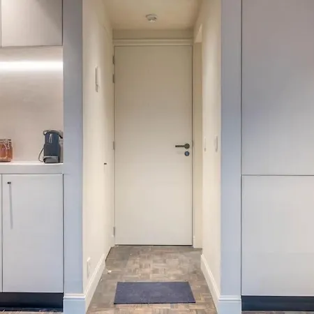 Apartamento Charming Attic In *